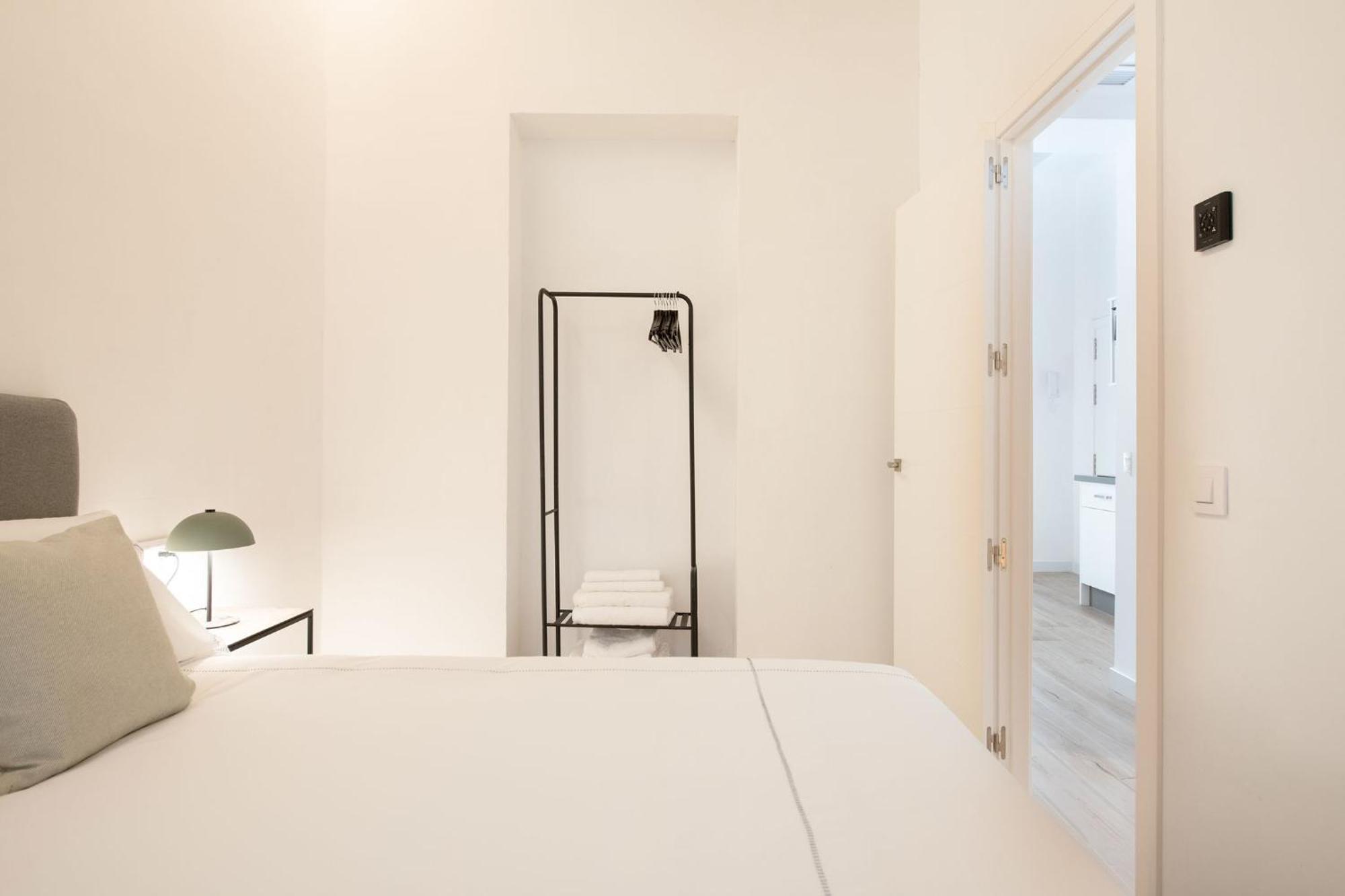 Santa Ana 18 Suite Apartments Sevilla Bagian luar foto